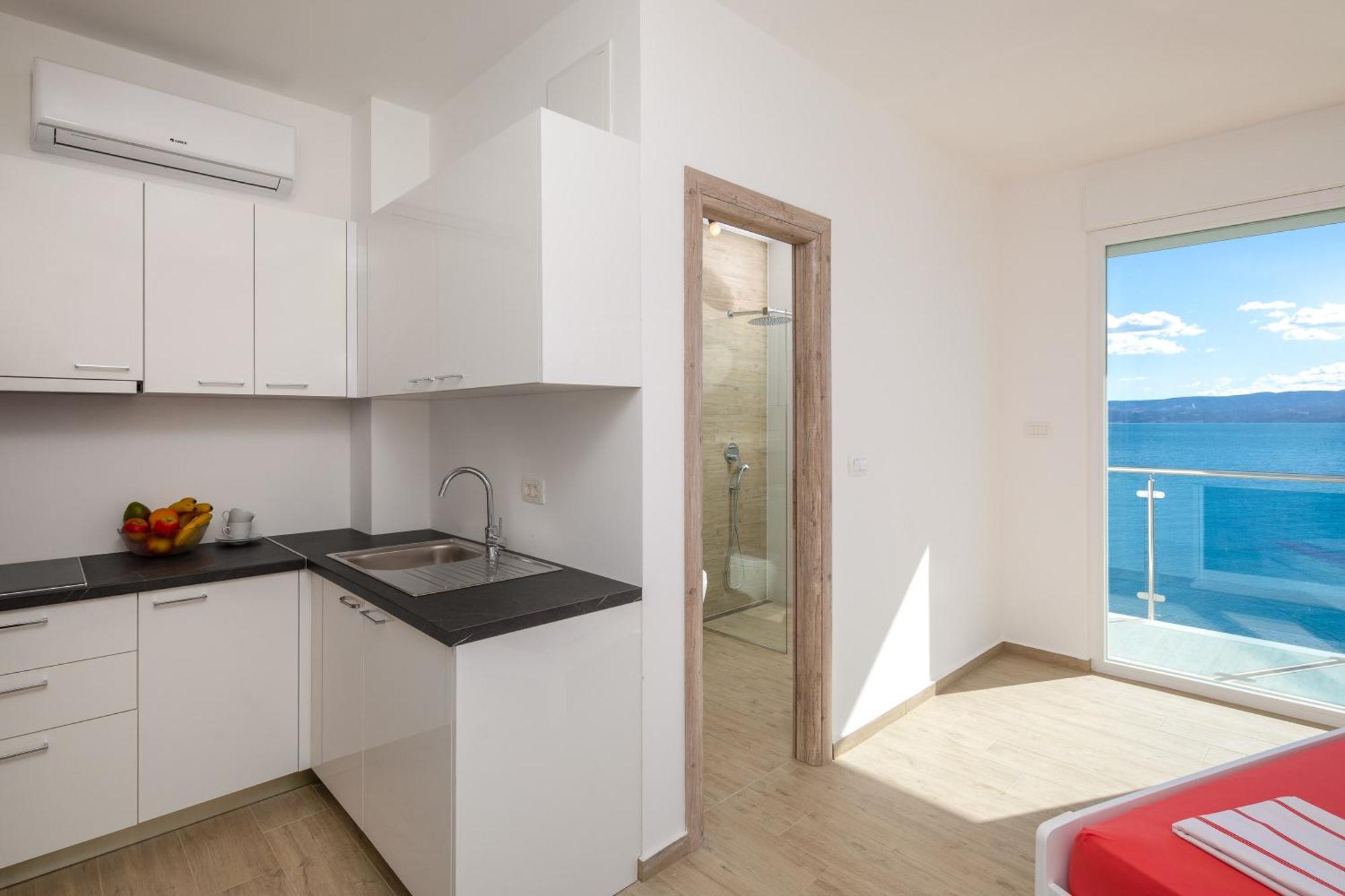 Blue Wonder Apartments Dugi Rat Luaran gambar