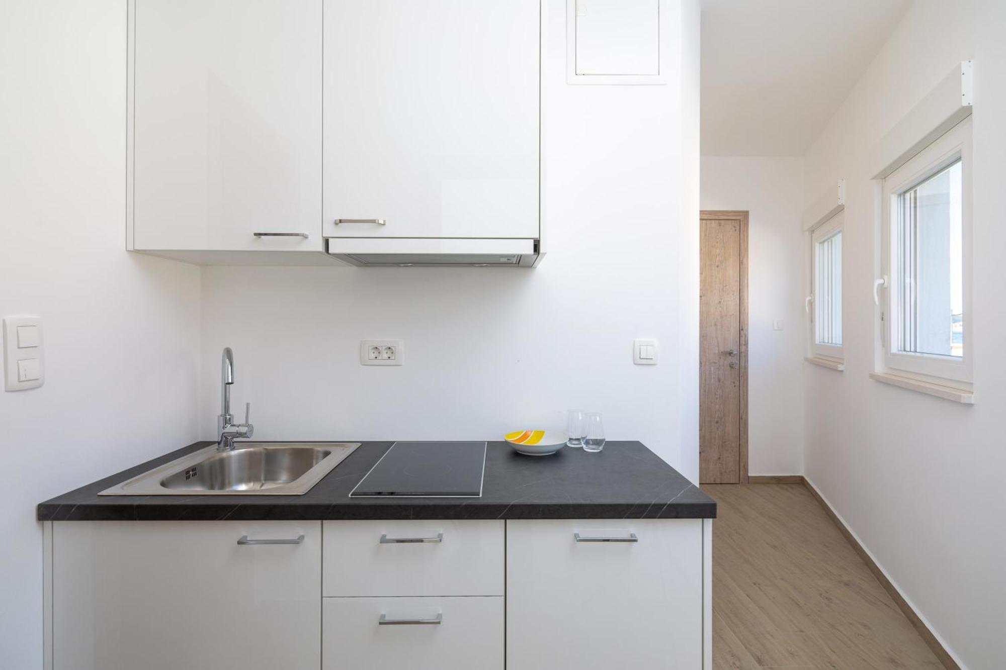 Blue Wonder Apartments Dugi Rat Luaran gambar
